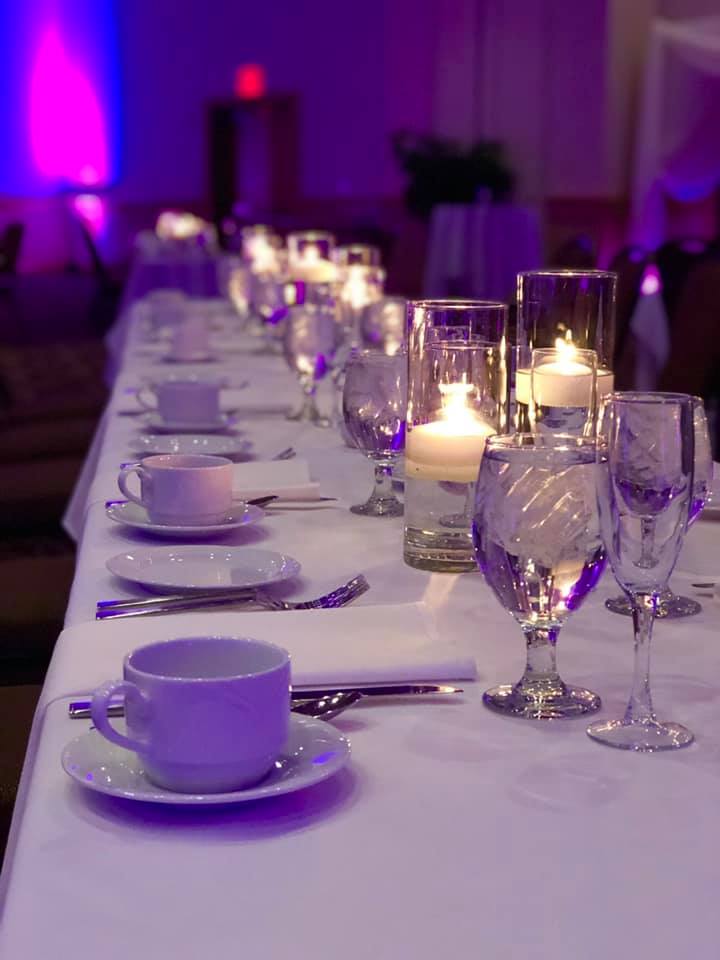 wedding table dinner set photo