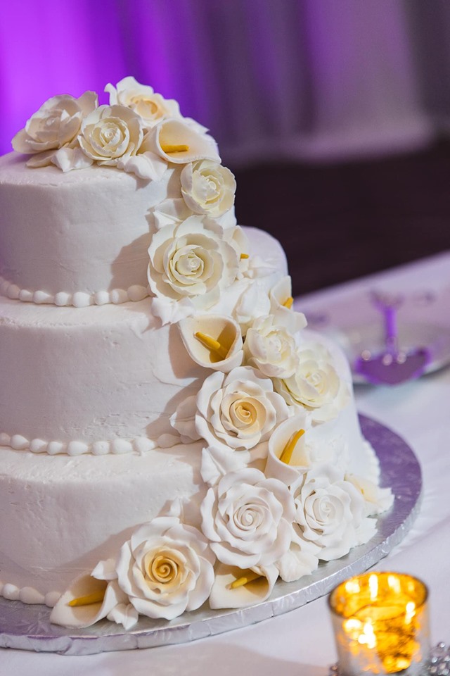 photo of wedding cake